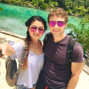 Meet your Posher, Yan